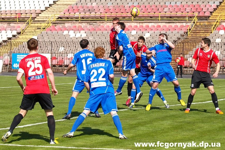 1428777000_gorn-sumy-0-2-1liga-21tur-11-4-15-31