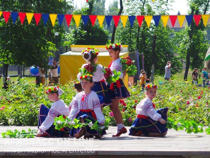 В Кривом Роге отпраздновали День города и День защиты детей (ФОТО) (фото) - фото 1