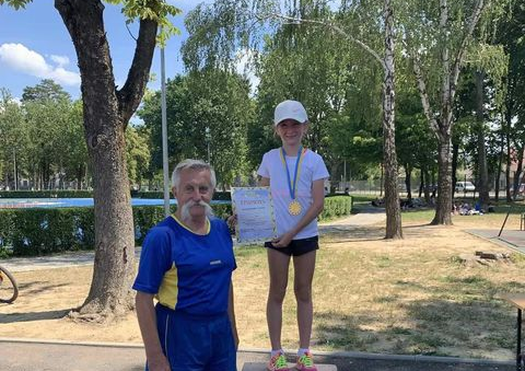 Юна криворізька спортсменка завоювала золото на змаганнях з легкої атлетики, - ФОТО
