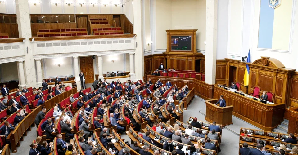 Верховна Рада підтримала складання мандату криворізьким нардепом