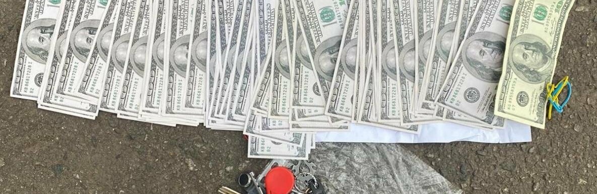 У Кривому Розі затримали впливових посадовців, які за  $15 тисяч переправляли військовозобов’язаних за кордон, - ФОТО