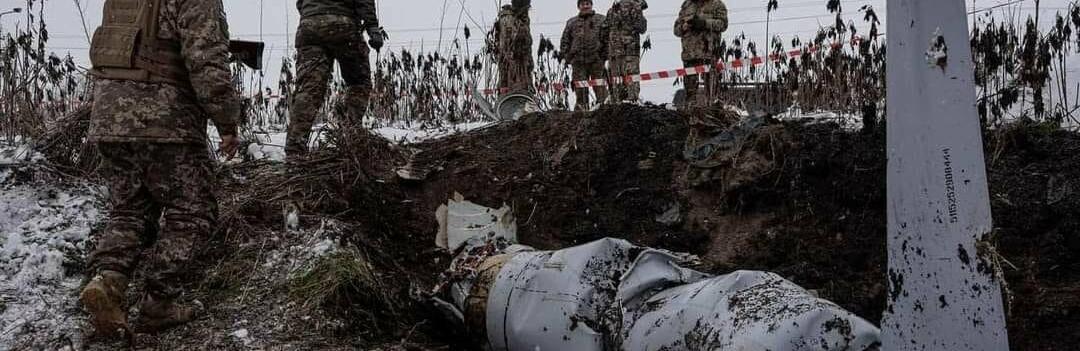Українські ракетники і артилеристи за минулу добу уразили пункт управління, 7 районів зосередження живої сили та військової техніки, 2 склади боєприпасів, а також важливий військовий об’єкт окупантів