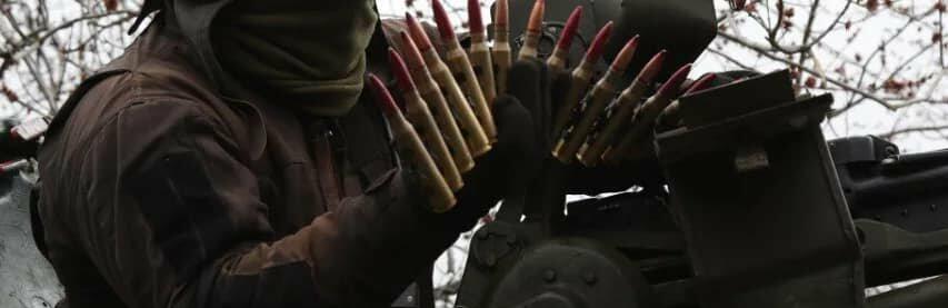Противник  зосереджує основні зусилля на веденні наступальних дій на 4 напрямках, - Генштаб