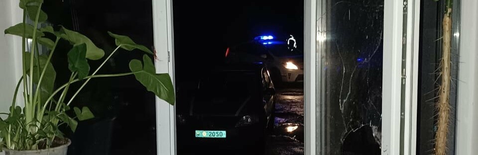У Кривому Розі затримали чоловіка, який вночі розбив вікно та проник в амбулаторію, - ФОТО