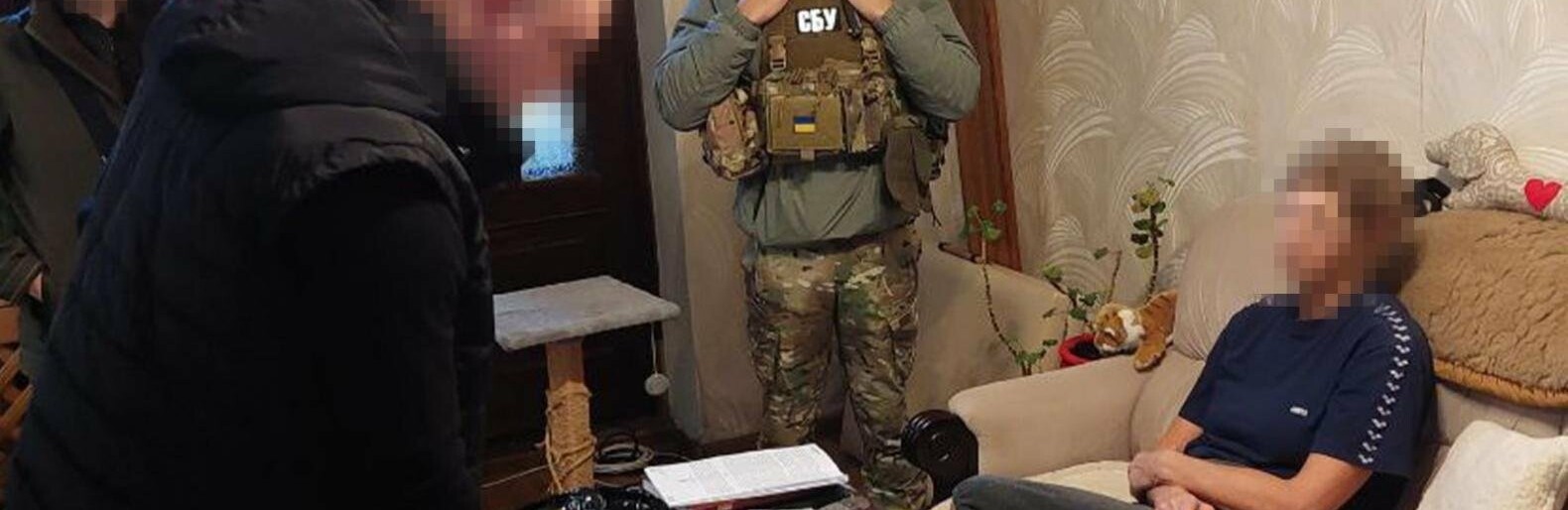 СБУ затримала двох ворожих поплічників, які «полювали» на Patriot та фотографували наслідки «прильотів» по Києву та Черкасах