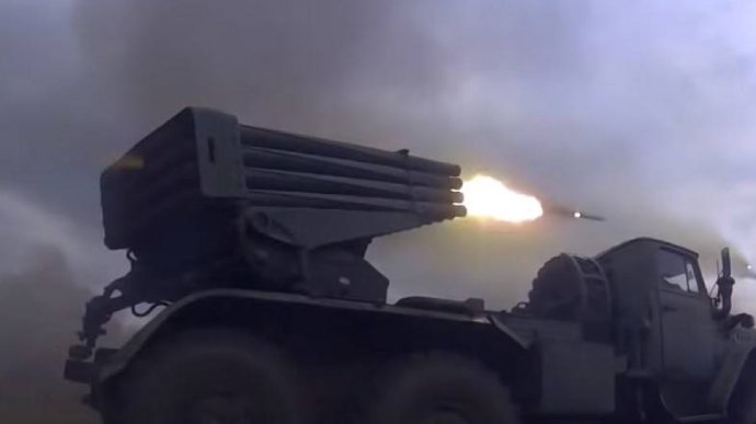 Усю ніч росіяни тероризували «Градами», «Ураганами» та важкою артилерією дві громади на Дніпропетровщині