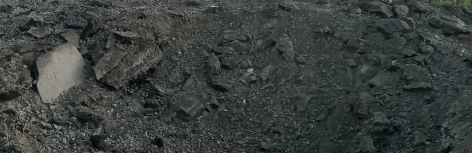 Поліція документує наслідки російських обстрілів міста Нікополь та Марганецької громади, - ФОТО