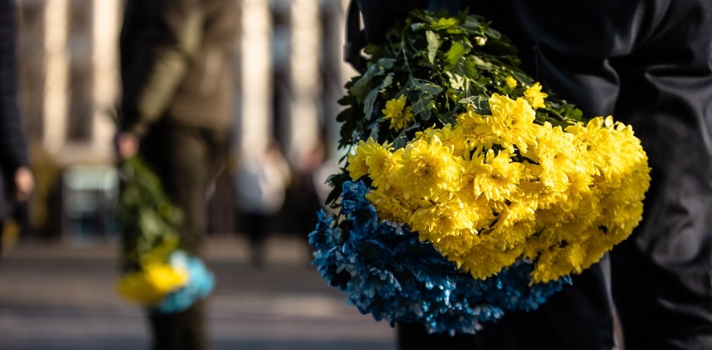 Вдячні за свободу: на Дніпропетровщині вшанували пам'ять Героїв Небесної Сотні 