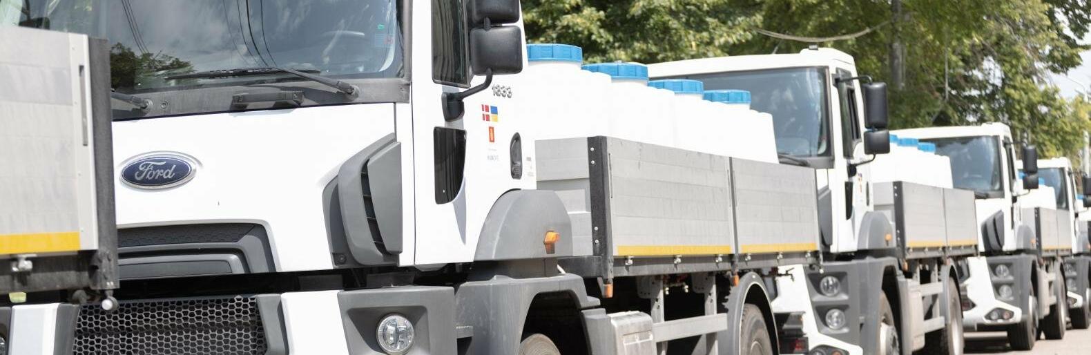 Для громад Дніпропетровщини міжнародні партнери передали 5 водовозів 