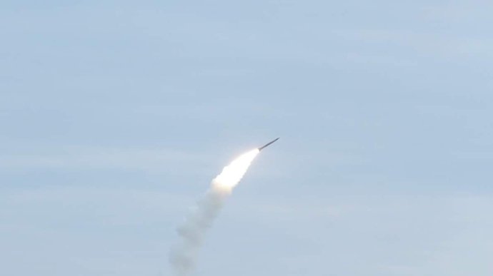 Наслідки ракетної атаки по Кривому Рогу: ракети Х-59 - одна ракета збита, інша влучила в об'єкт цивільної інфраструктури