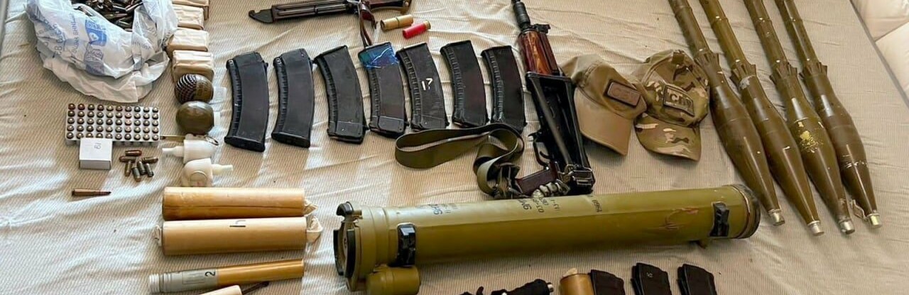  СБУ знешкодила злочинне угруповання, яке під виглядом правоохоронців грабувало харків’ян, - ФОТО