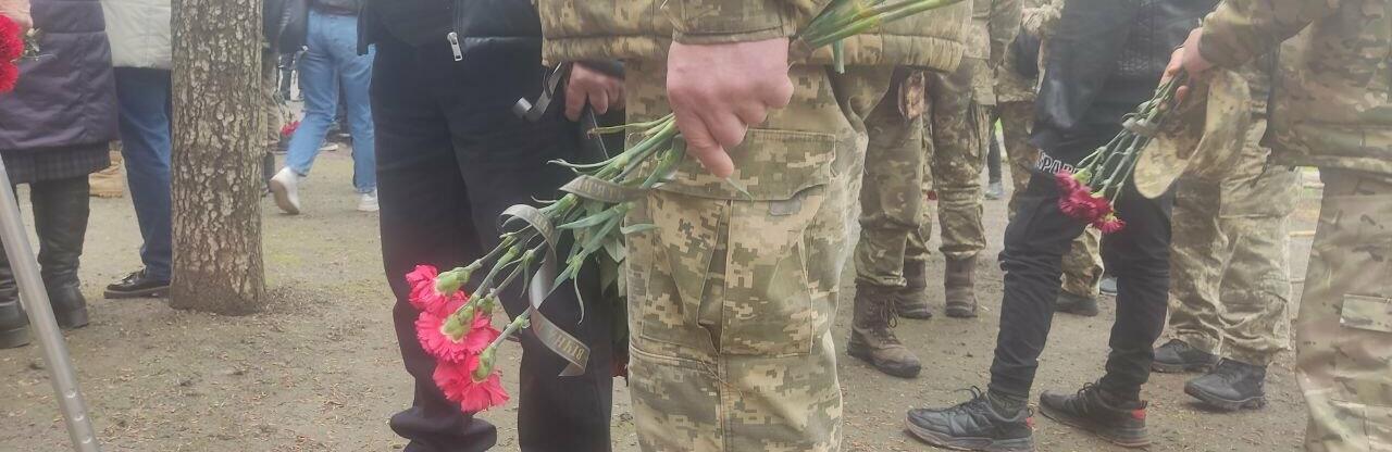 В Україну повернули тіла ще 51 полеглого захисника