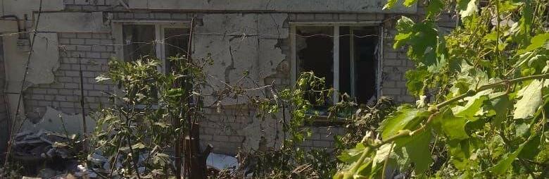  Війська рф знову поцілили по Нікополю: поліція зафіксувала наслідки обстрілів, - ФОТО