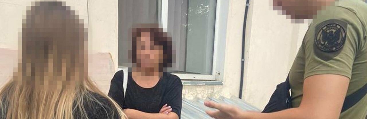 СБУ затримала двох колаборанток з окупаційного «управління соцполітики рф», яке діяло після захоплення Херсона