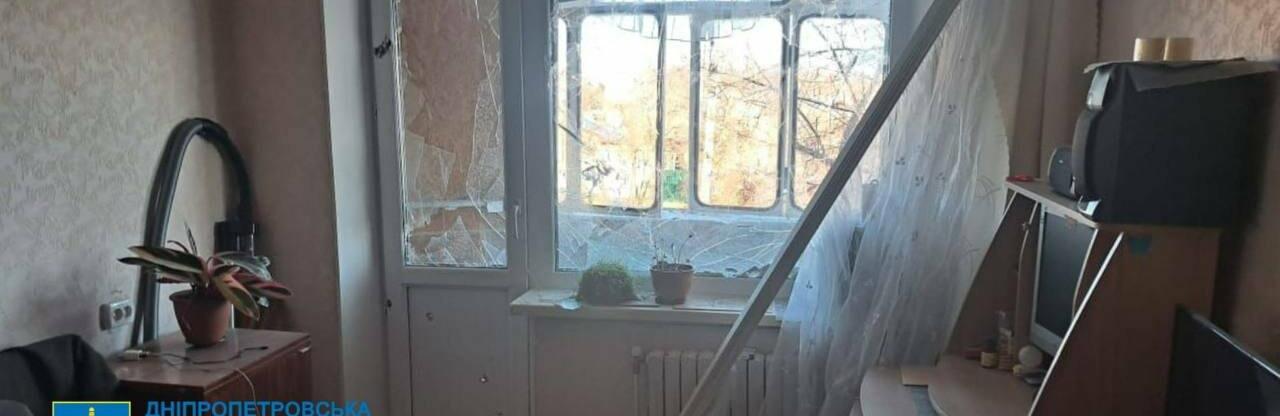 В прокуратурі показали наслідки ранкового удару по п'ятиповерхівці у Нікополі, - ФОТО