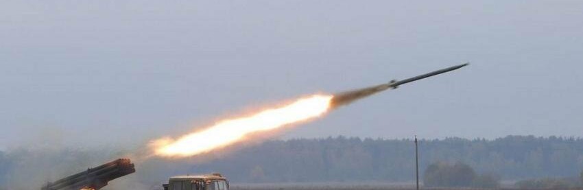 Ворог обстріляв територію поблизу села Кошове на Криворіжжі: там пошкоджено лінію електропередач, без світла залишилось півсотні абонентів