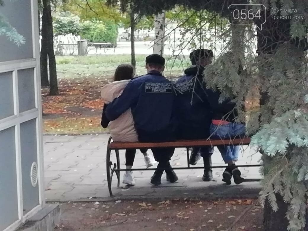 "Любовь-морковь" по-гвардейски в ТОП-5 происшествий с участ..., фото-1 "Любовь-морковь" по-гвардейски в ТОП-5 происшествий с участием "муниципалов" Кривого Рога, - ФОТО, фото-1