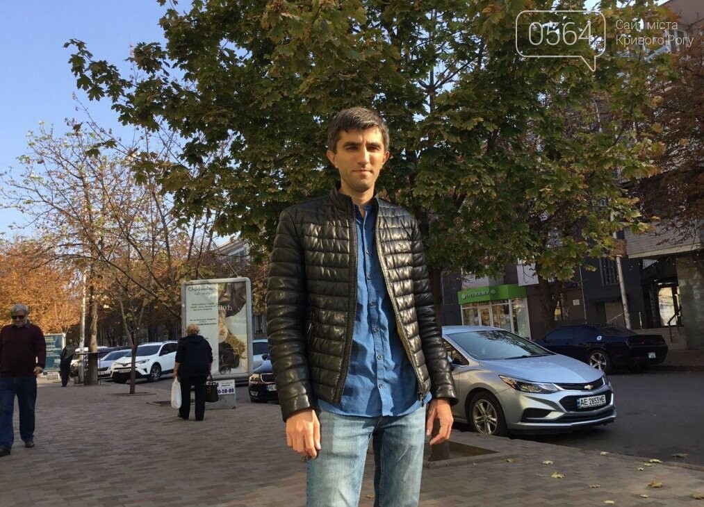 "Коли хочу відпочити, подумати, розпалюю горнило і беру до..., фото-2 "Коли хочу відпочити, подумати, розпалюю горнило і беру до рук молота", - 33-річний Антон Олійник готовий допомогти землякам змінювати рідн..., фото-2