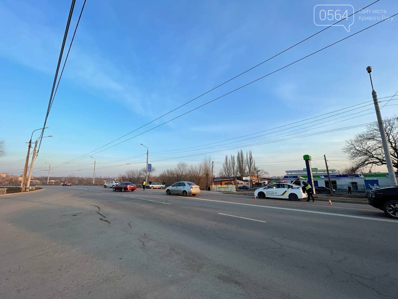 В Кривом Роге при въезде на дамбу произошла авария, - ФОТО , фото-8
