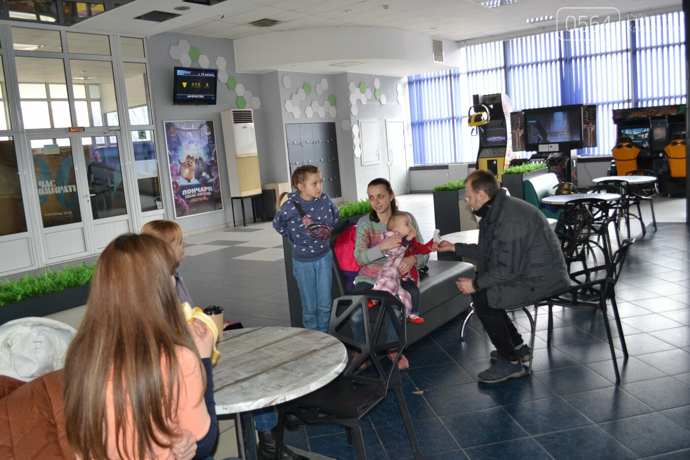 "Кривий Ріг - Зручний": в "Олимпе" организовали пробные кинопоказы для родителей с малышами, - ФОТО, ВИДЕО, фото-13