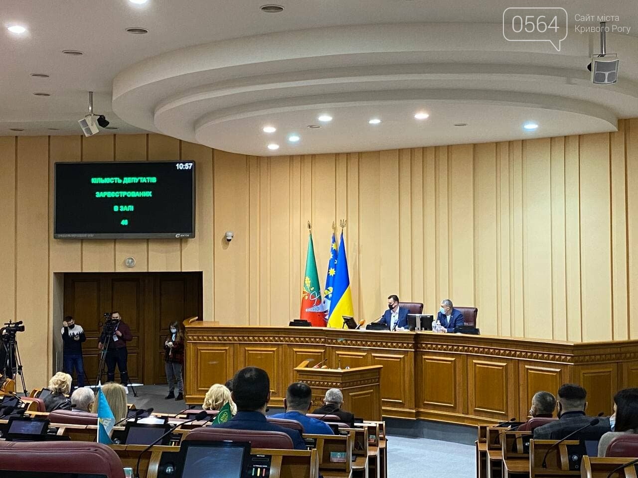Депутаты единогласно поддержали петицию криворожанки о недопущении закрытия 2 детской больницы, - ФОТО, ВИДЕО , фото-3