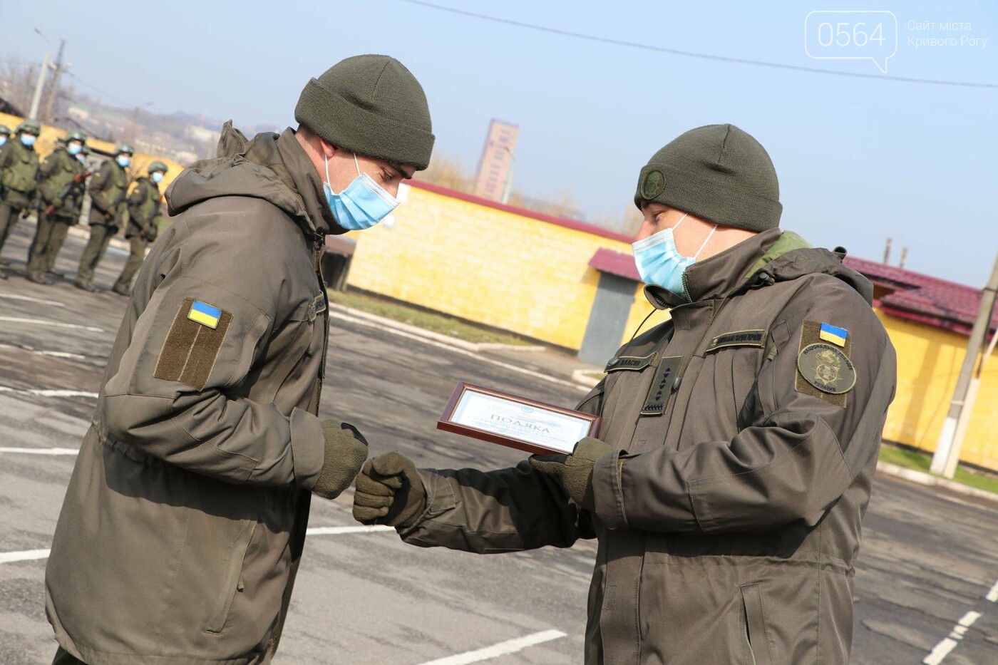 Криворожских гвардейцев поздравили с Днем Национальной гвардии и вручили грамоты, - ФОТО , фото-11