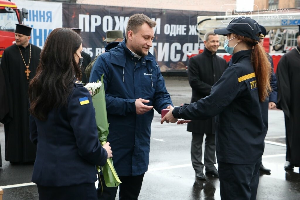 На Днепропетровщине по случаю Дня пожарной охраны наградили лучших спасателей области, - ФОТО, ВИДЕО , фото-6