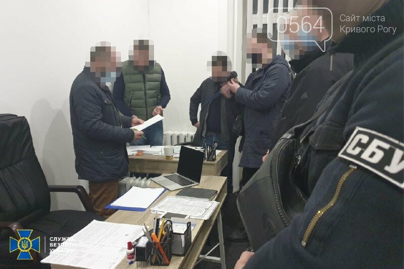 На Днепропетровщине адвокаты незаконно предупреждали преступников о следственных действиях правоохранителей - ФОТО, фото-1