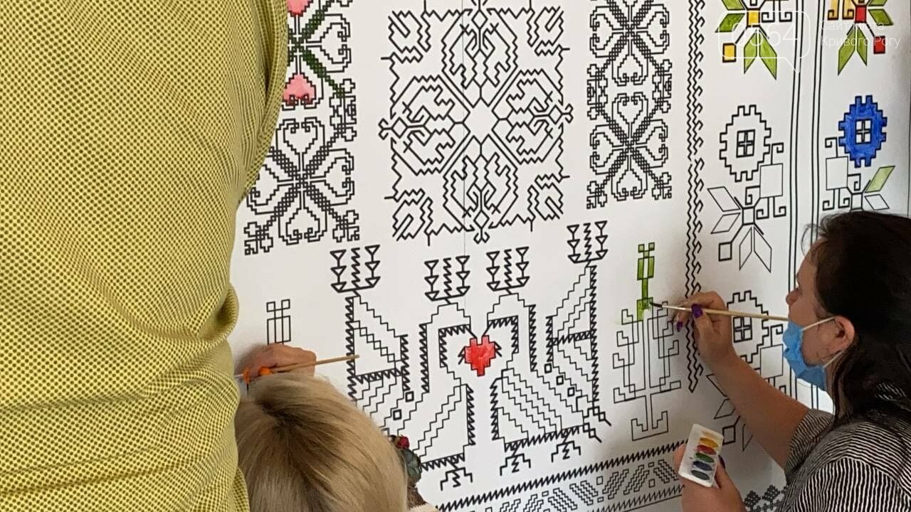 Криворожане создавали "Вышиванку Покровского района", - ФОТО, ВИДЕО , фото-20