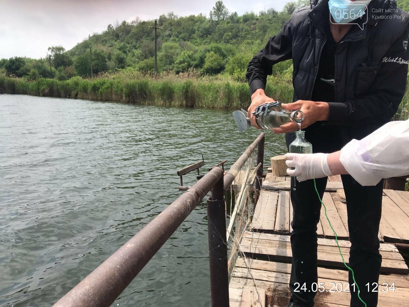 В Кривом Роге отобрали пробы воды и грунта для проведения лабораторных исследований, - ФОТО , фото-2