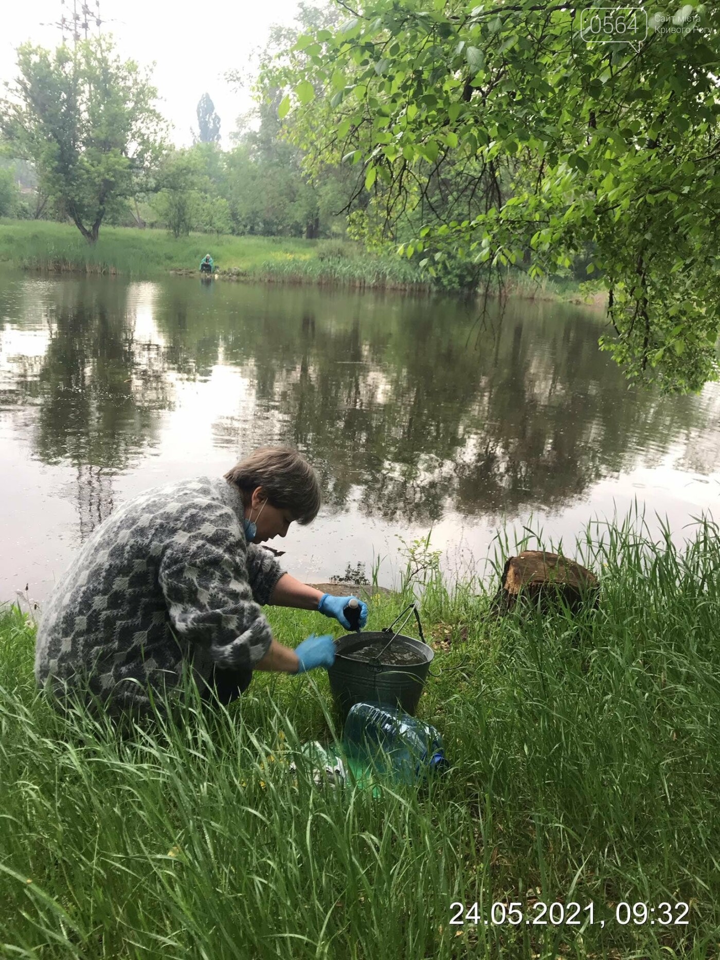 В Кривом Роге отобрали пробы воды и грунта для проведения лабораторных исследований, - ФОТО , фото-4