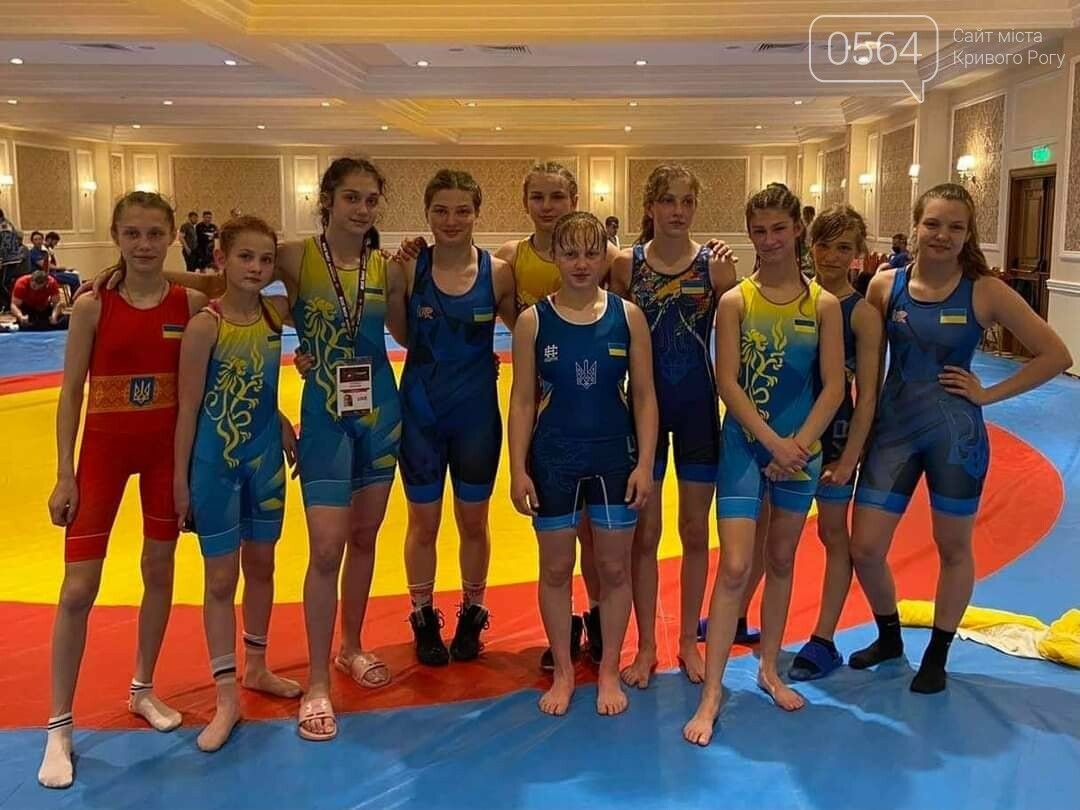 Юная криворожская спортсменка завоевала "золото" на чемпионате Европы по вольной борьбе, - ФОТО , фото-5
