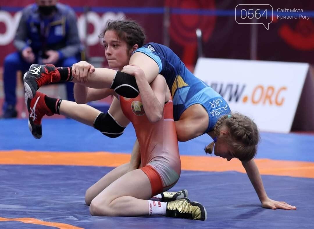 Юная криворожская спортсменка завоевала "золото" на чемпионате Европы по вольной борьбе, - ФОТО , фото-7