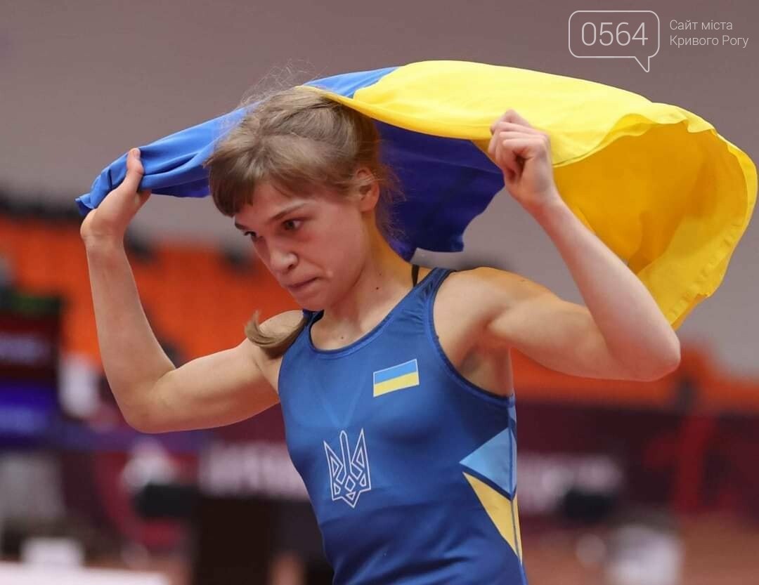 Юная криворожская спортсменка завоевала "золото" на чемпионате Европы по вольной борьбе, - ФОТО , фото-2