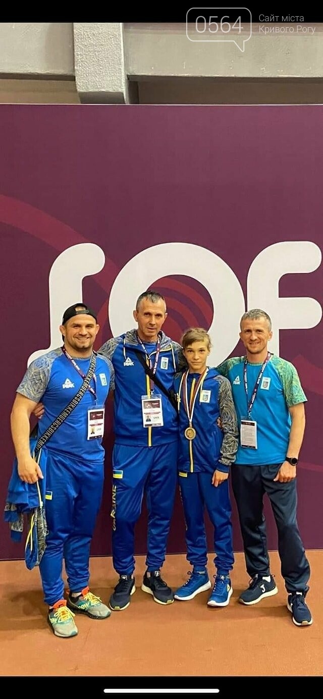 Юная криворожская спортсменка завоевала "золото" на чемпионате Европы по вольной борьбе, - ФОТО , фото-1