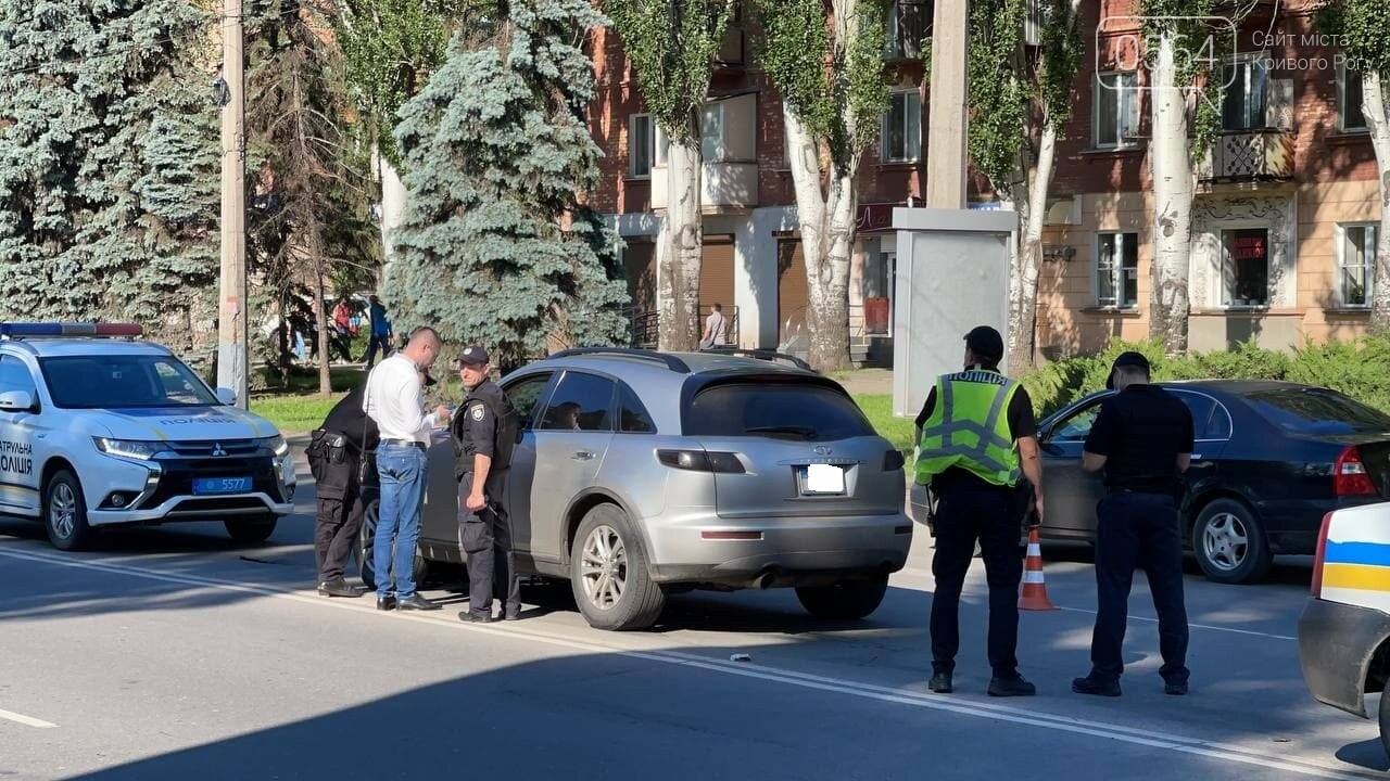 Криворожанин на машине, которая числится в угоне, попал в 2 ДТП и пытался скрыться, - ФОТО, фото-11