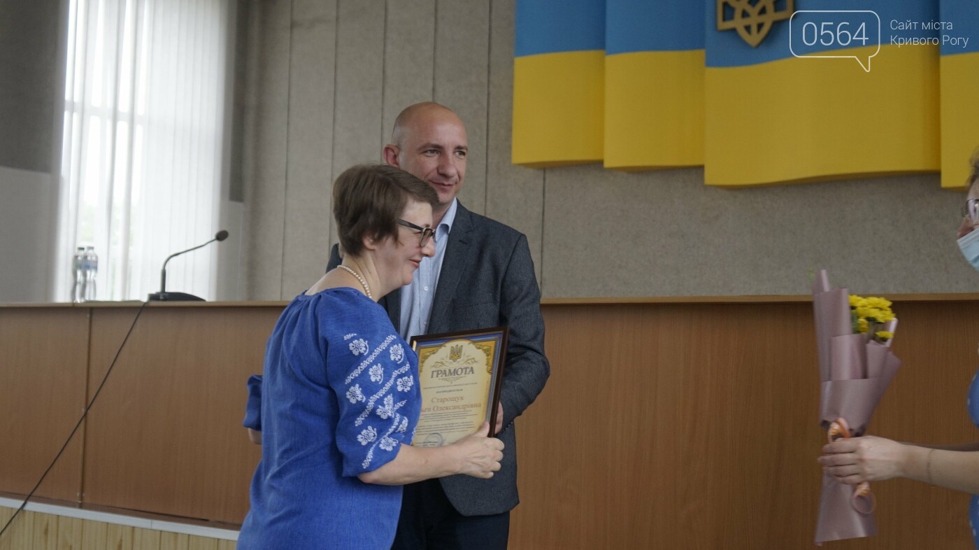 В Кривом Роге по случаю Дня медработника вручили грамоты и медали, - ФОТО, ВИДЕО , фото-38