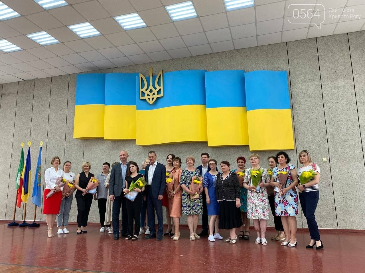 В Кривом Роге по случаю Дня медработника вручили грамоты и медали, - ФОТО, ВИДЕО , фото-52
