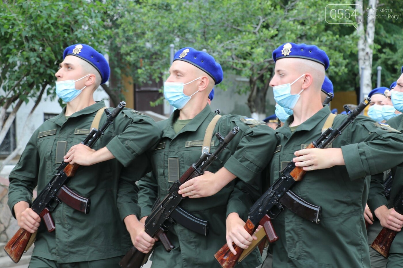В Кривом Роге 70 военнослужащих присягнули на верность украинскому народу, - ФОТО, фото-18