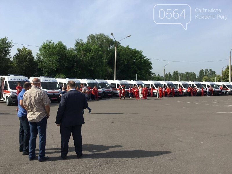 В Кривой Рог доставили 21 спецавтомобиль экстренной медпомощи, - ФОТО, ВИДЕО, фото-12