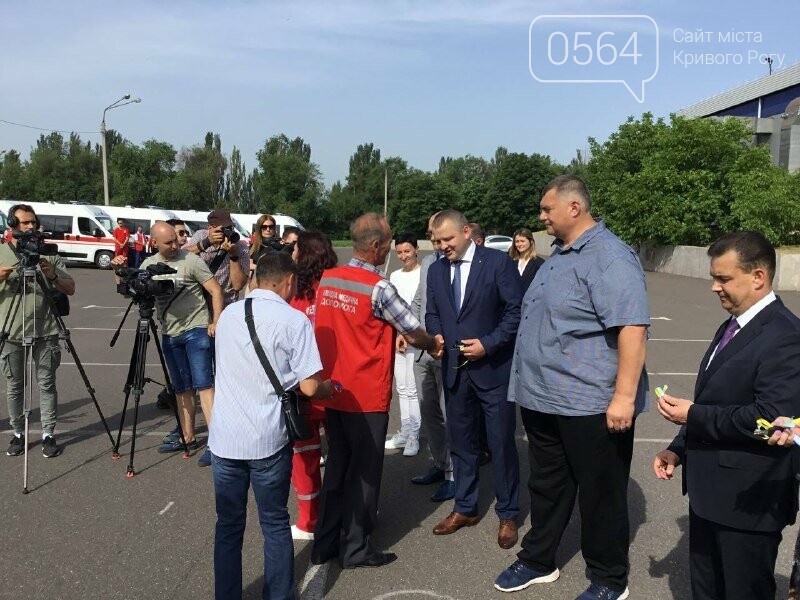 В Кривой Рог доставили 21 спецавтомобиль экстренной медпомощи, - ФОТО, ВИДЕО, фото-38