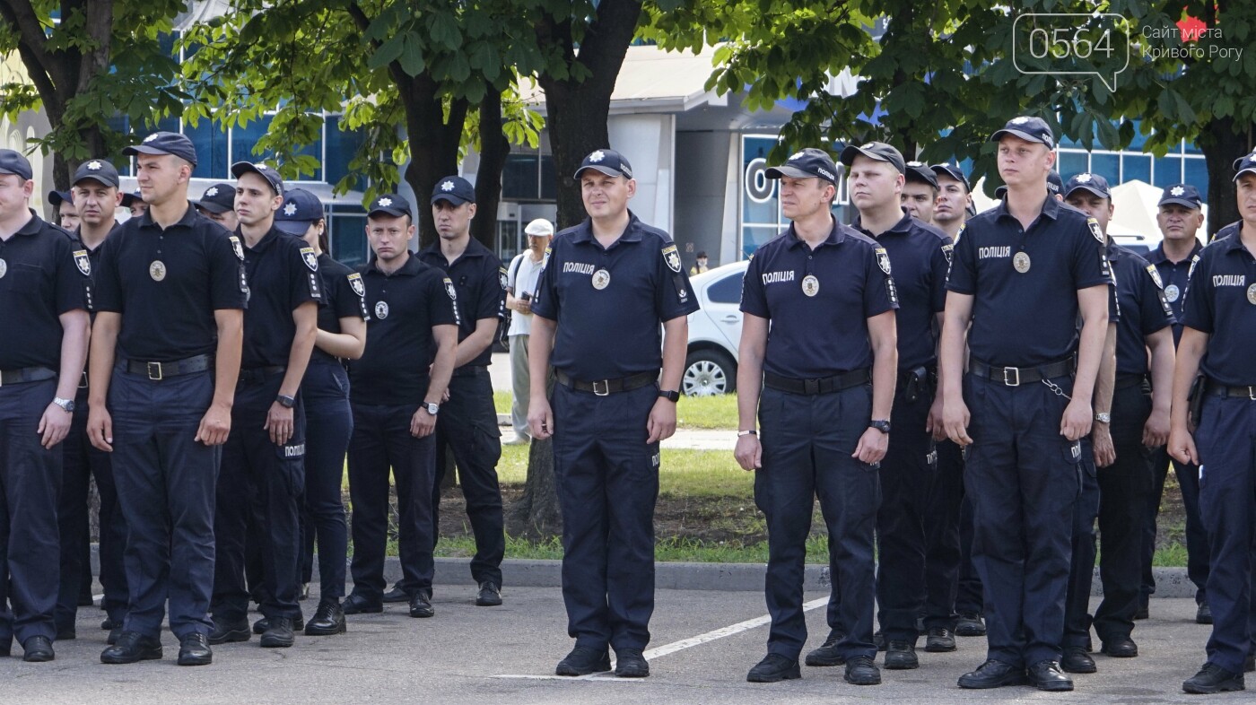 Полиция украины. Национальная полиция Украины. Охрана национальной полиции Украины. Форма полиции в Украине 2020. Полиция Украины следоват.