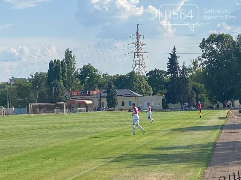 В Кривом Роге проходит матч памяти легендарного игрока ФК «Кривбасс», - ФОТО, ВИДЕО, фото-7