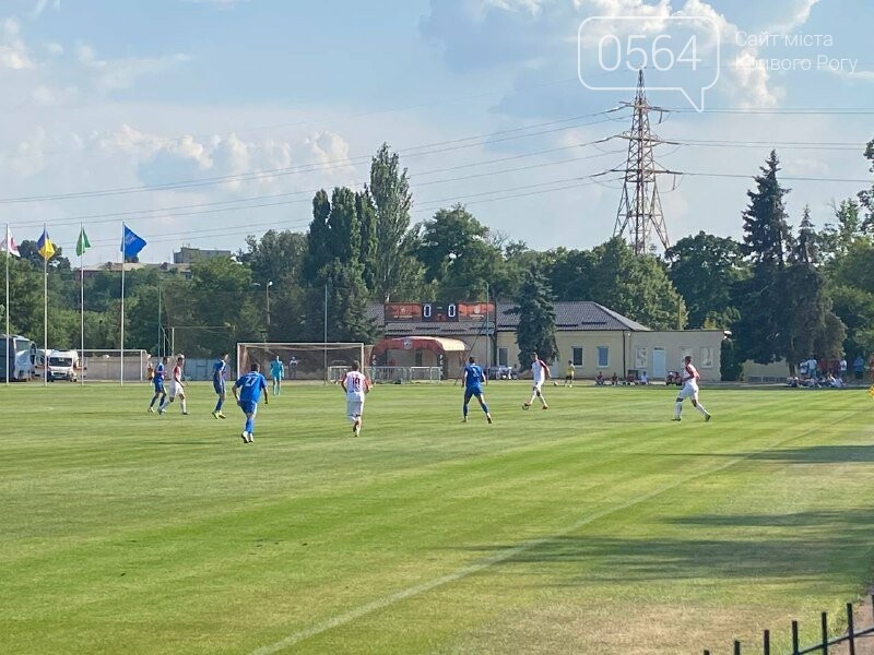 В Кривом Роге проходит матч памяти легендарного игрока ФК «Кривбасс», - ФОТО, ВИДЕО, фото-9