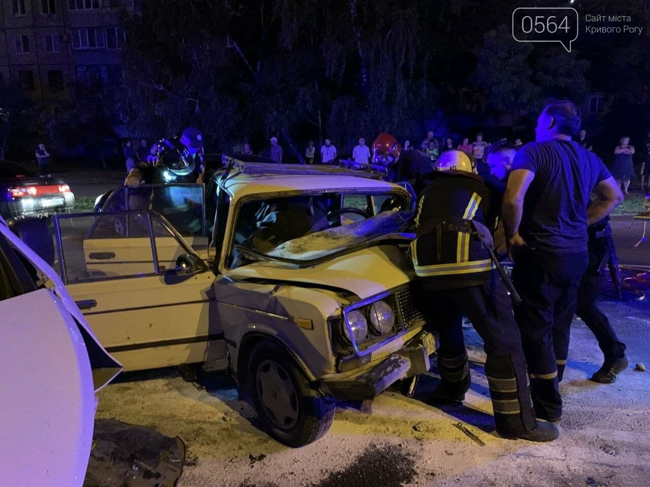 Смертельное ДТП в Кривом Роге: объезжая место аварии, водитель автомобиля погиб за рулём, - ФОТО, фото-4