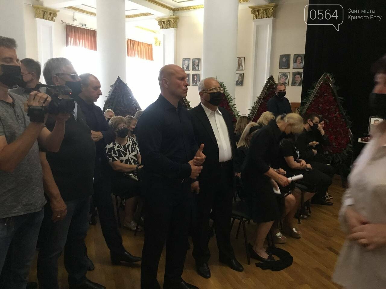 Проститься с городским головой Кривого Рога прибыли нардепы от ОПЗЖ и «Слуги народа», - ФОТО, фото-3