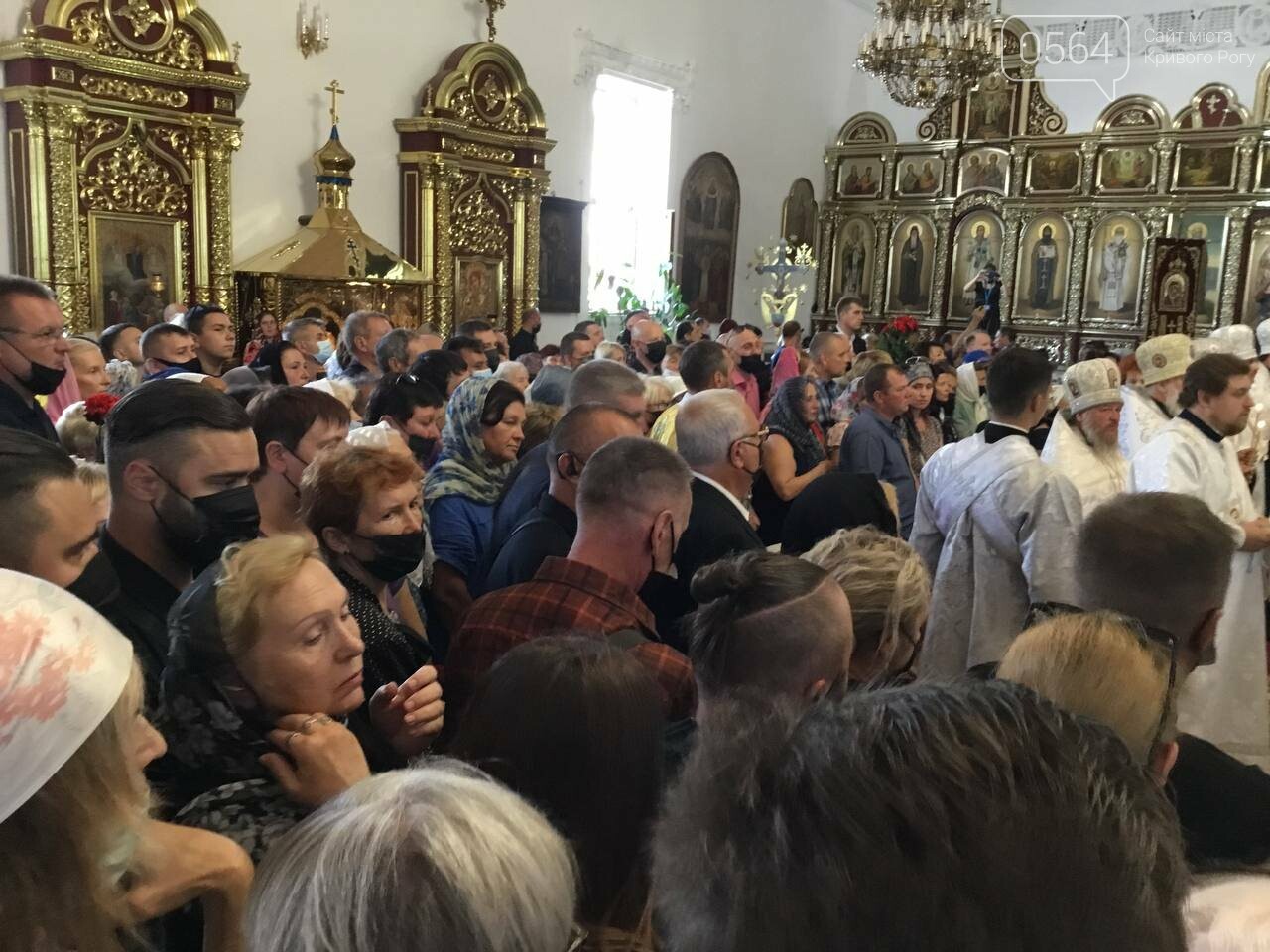 Началась панихида по погибшему городскому голове Кривого Рога Константину Павлову, - ФОТО, фото-27
