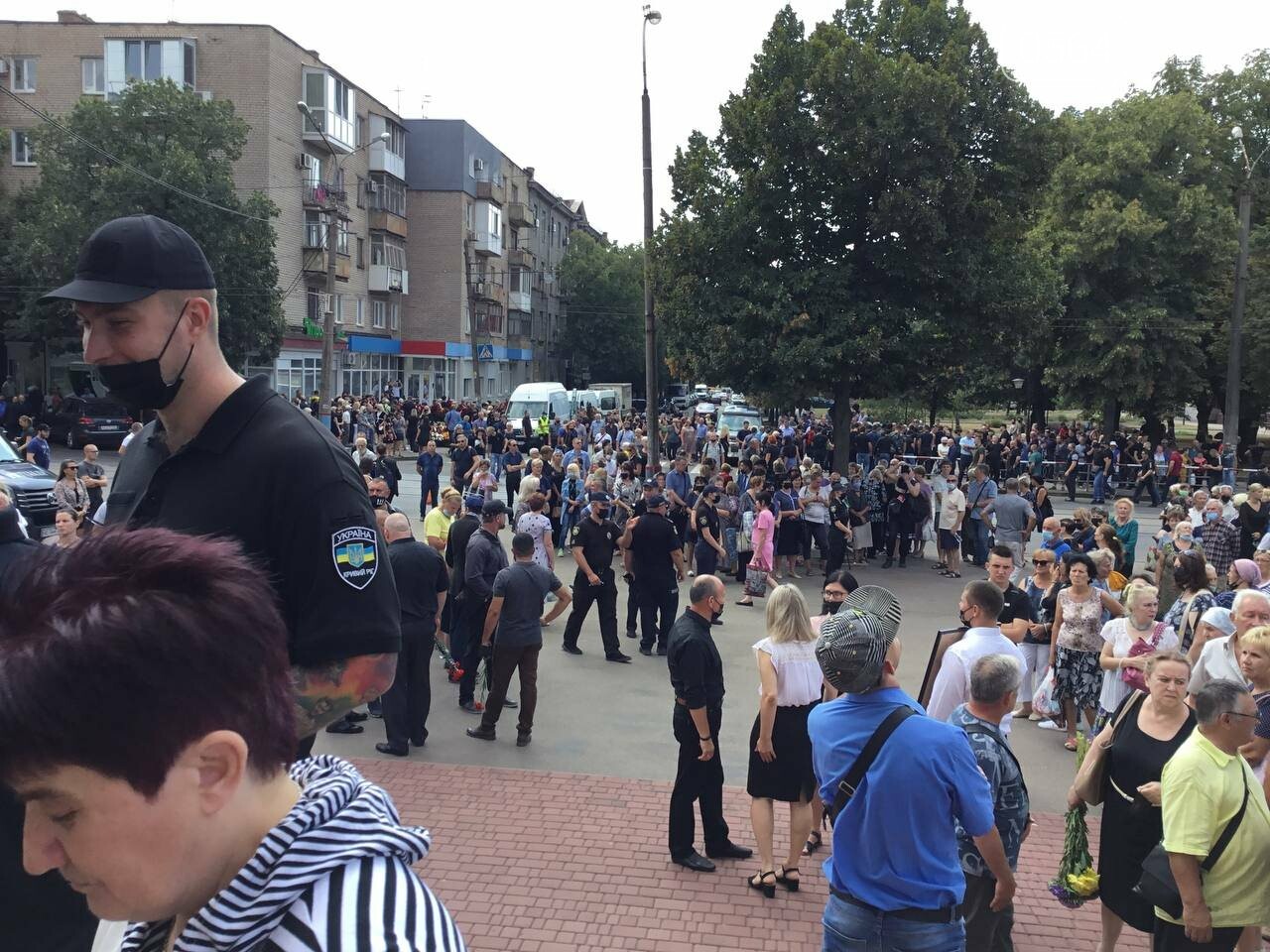 Началась панихида по погибшему городскому голове Кривого Рога Константину Павлову, - ФОТО, фото-21