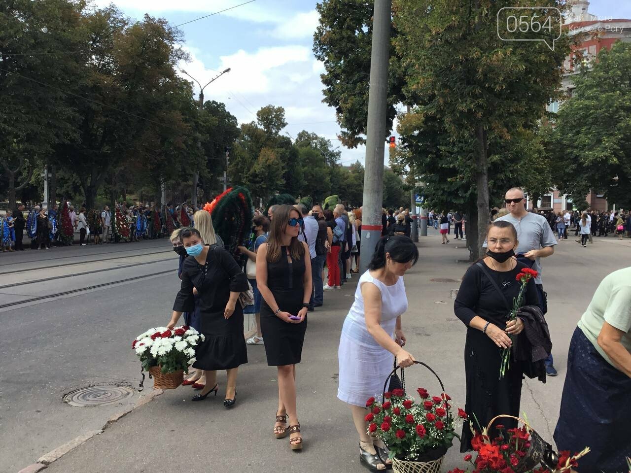 Началась панихида по погибшему городскому голове Кривого Рога Константину Павлову, - ФОТО, фото-18