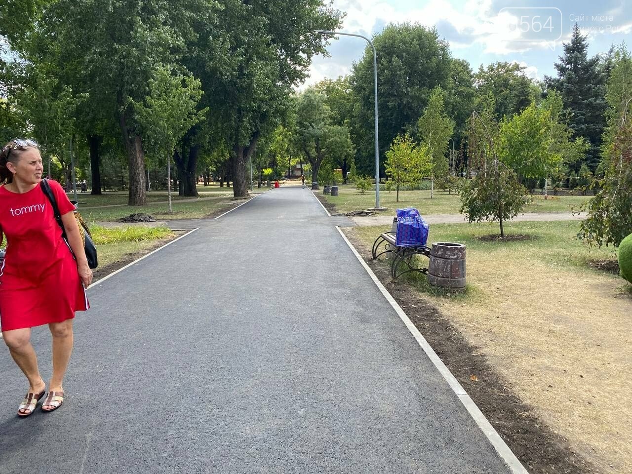 В Кривом Роге в парке Героев ведется подготовка к государственным праздникам, - ФОТО , фото-31
